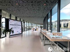 笑傲江湖电视剧李亚鹏深圳正按照中国政府的决策部署